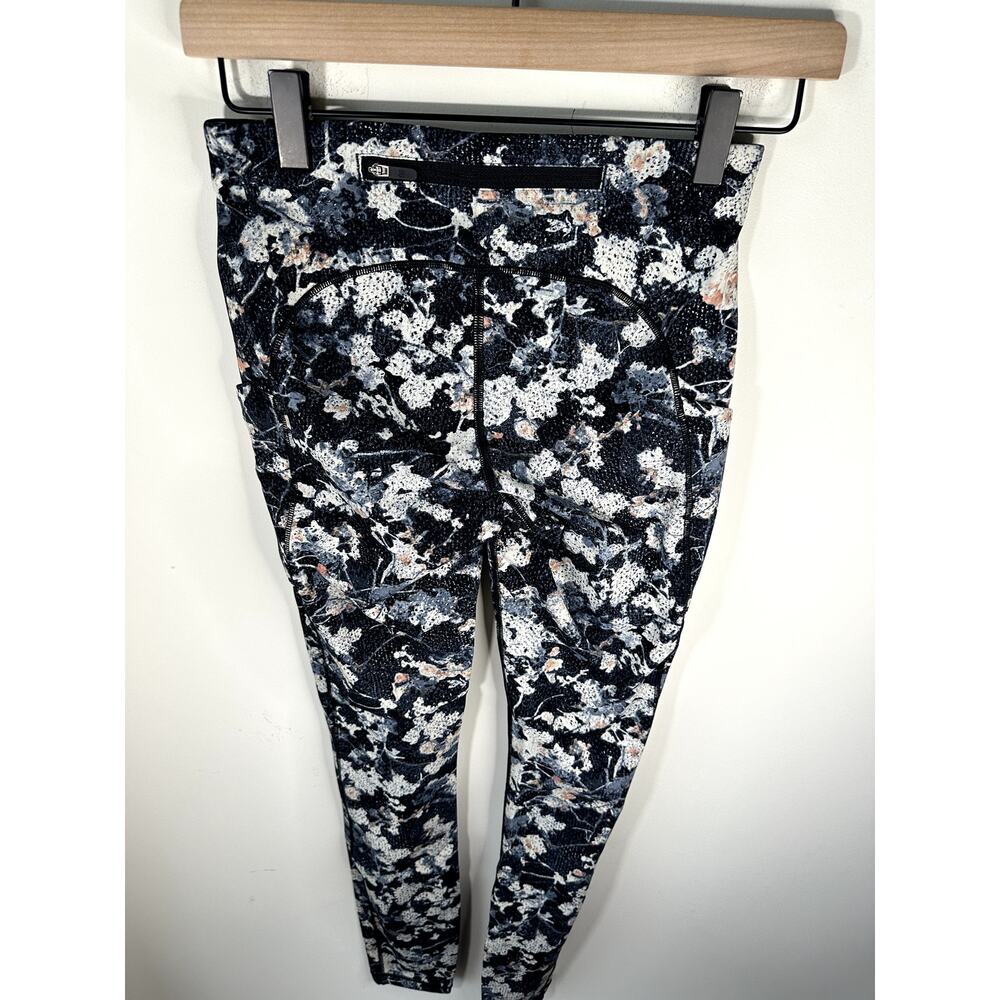 Lululemon Speed Up Tight *Full-On Luxtreme 28" Spring Size 4